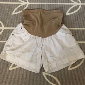 EUC Maternity Shorts - Large
